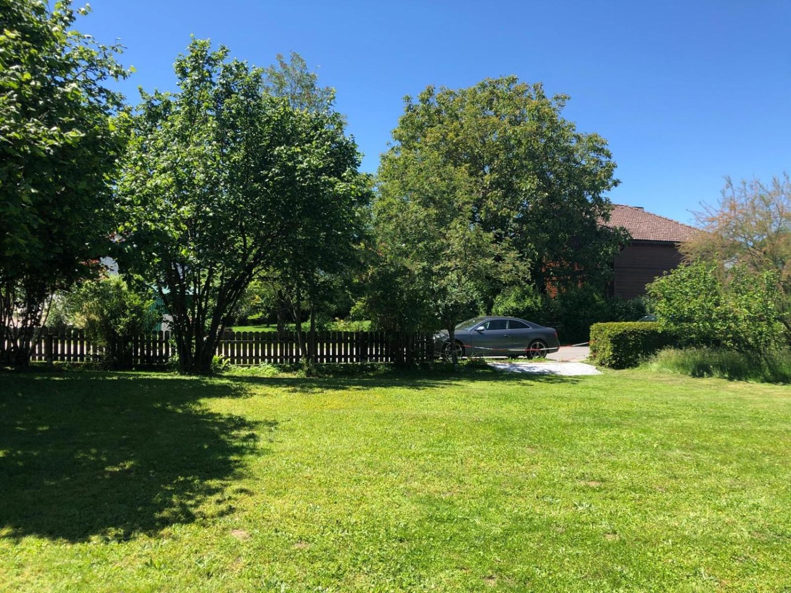 Prázdninový dům Gemuetliche Blockhuette Mit Grossem Garten